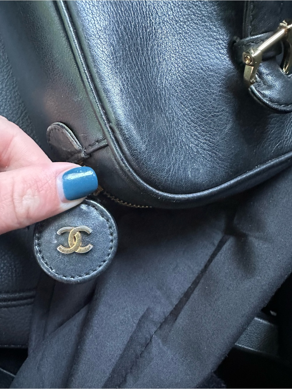 CHANEL Black Quilted Leather Toiletry Case with Gold Hardware/ OR could be a bag - Picture 9 of 16